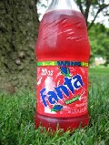 Coca-Cola lanza en Canarias la Fanta Fresa