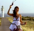 Estrella Damm no sólo se apoya en el Mediterráneo, también lo promociona