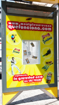 Los bricks de Pascual Funciona vuelan en las marquesinas