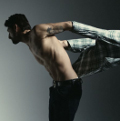 Original acción interactiva de Wrangler para su línea premium 