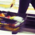 La cesta de la compra online es más grande y marquista
