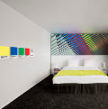 El primer hotel Pantone abre sus puertas en Bruselas
