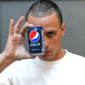 Lo nuevo de Pepsi, creado por dos amateurs, insiste en el precio 