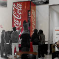 Divertida acción de Coca-Cola en Argentina: la máquina del amigo 