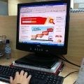 Aumenta el número de españoles que compra por internet, pero desciende el número de empresas que vende