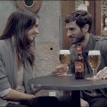 Una campaña de Estrella Damm comienza en TV y termina en Twitter