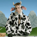 Campaña multimedia de Central Lechera Asturiana en la que recurre al humor con unos personajes "vaca"