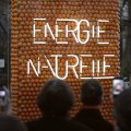 Tropicana coloca en París un sorprendente mupi