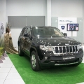 Jeep sorprende a los conductores con una valla de lo más realista