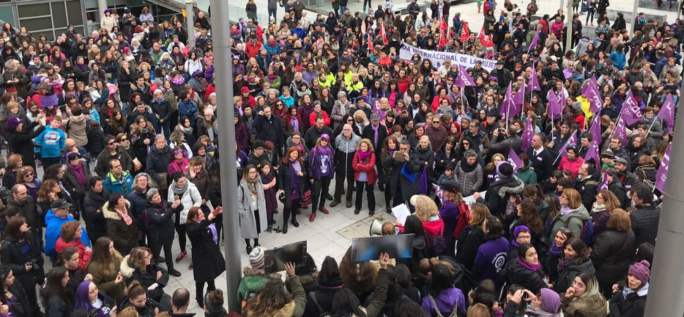 As Se Est Viviendo La Primera Huelga Feminista Noticia Social