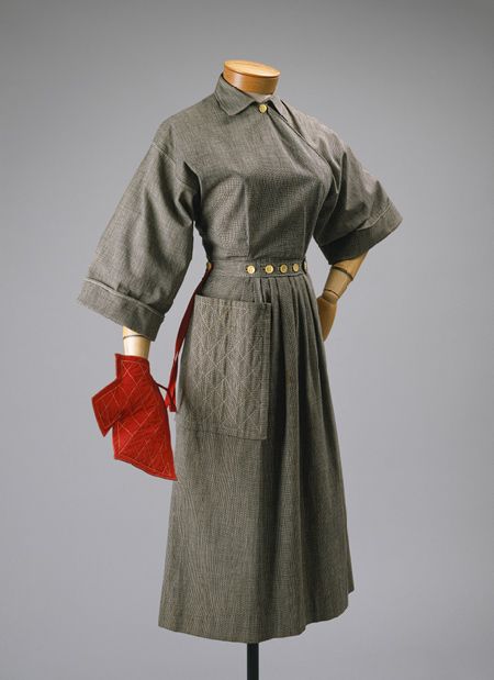 Popover dress (1942) Popover dress (1942)