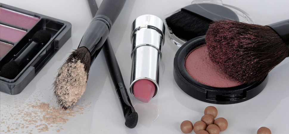 ¿Comprarías una barra de labios o una sombra de ojos usada?