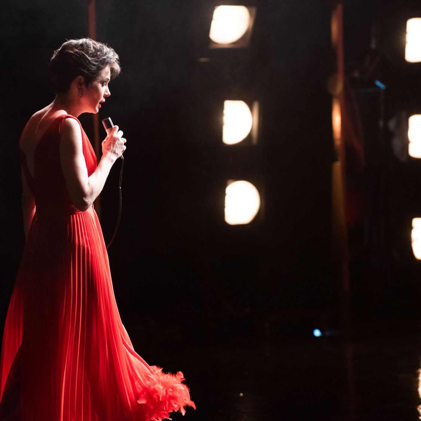 Renee Zellweger ganó el Oscar a la Mejor actriz este año por su interpretación de Judy Garland. Renee Zellweger ganó el Oscar a la Mejor actriz este año por su interpretación de Judy Garland.