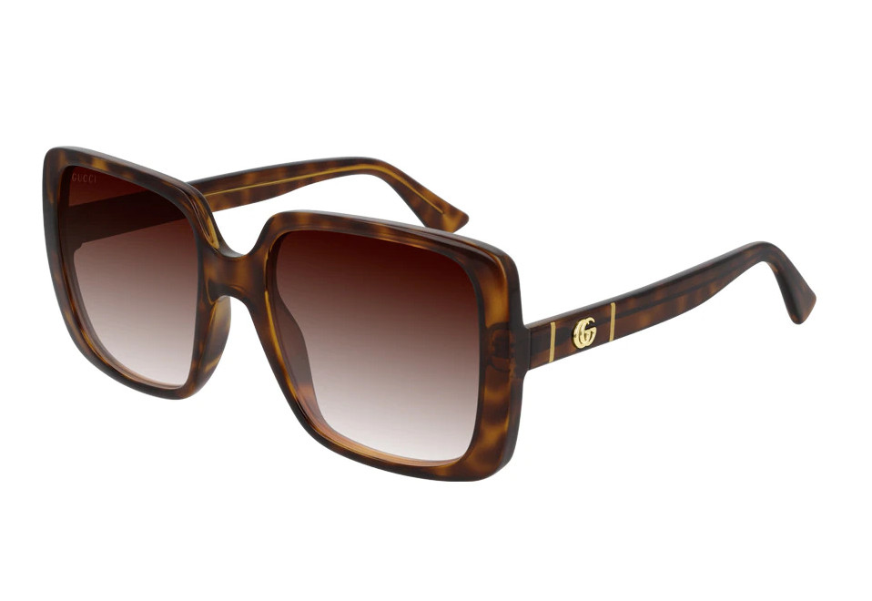 Gafas de Gucci 'oversize' en havana con detalle de la marca. Gafas de Gucci 'oversize' en havana con detalle de la marca.