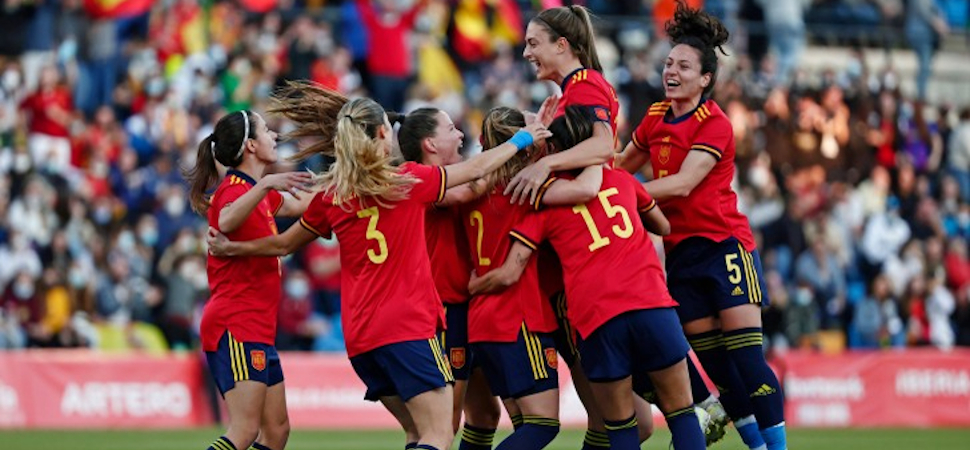 No, las futbolistas españolas no han logrado la igualdad salarial