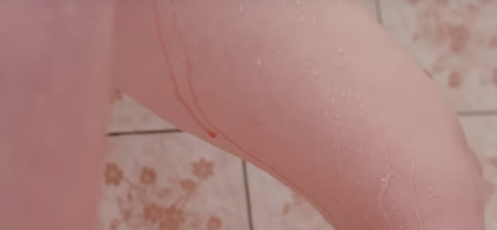Un anuncio de compresas que muestra la verdad sobre la menstruación (sangre incluida)